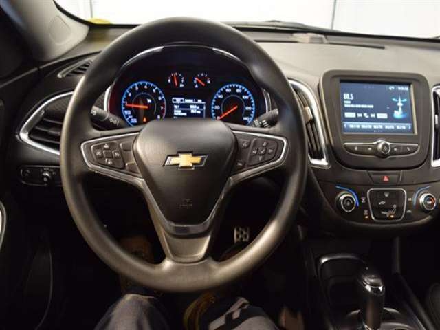 2016 Chevrolet Malibu LT 4dr Sedan W/1lt